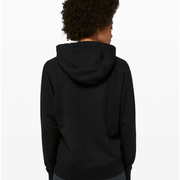 Lululemon Scuba Pullover Black - Picture 2 of 7